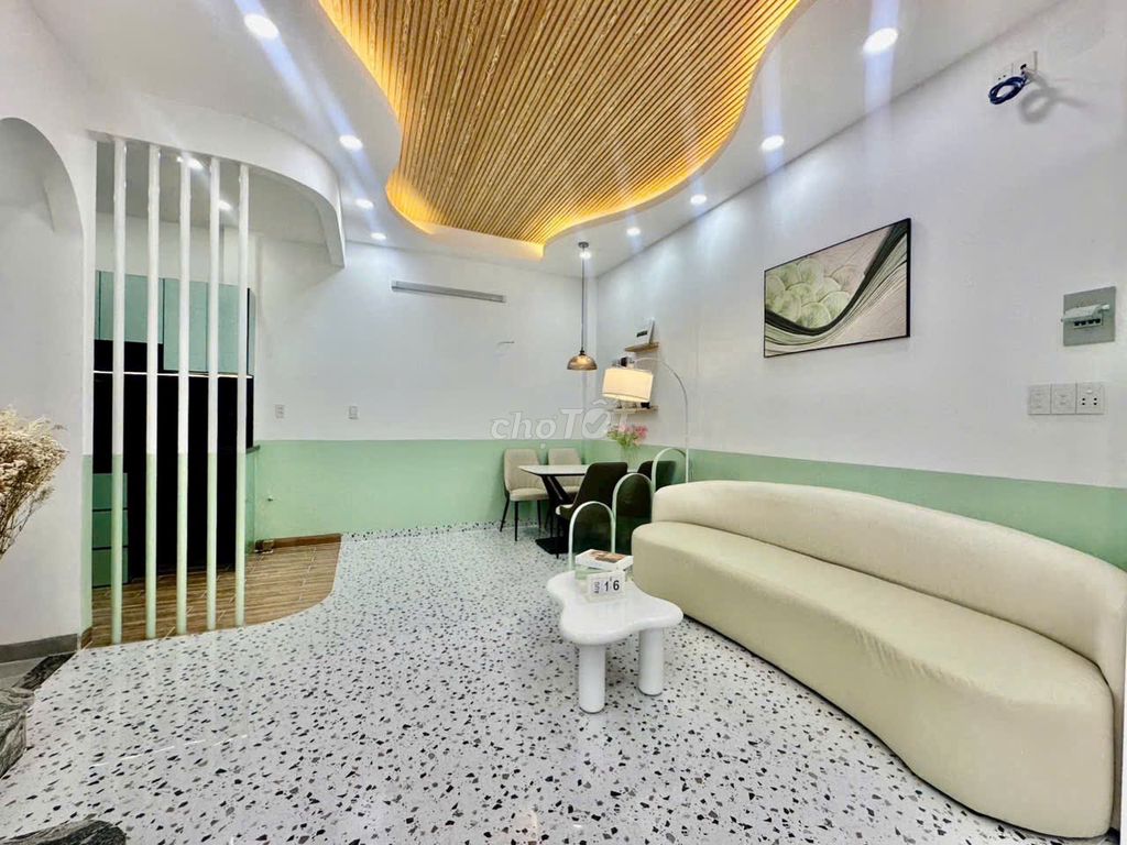 Nhà xây mới 4 tầng, sau căn MT Dương Bá Trạc P1-Q8