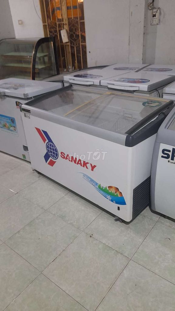 Bán tủ kem Sanaky 400 lít rất đẹp xài ok