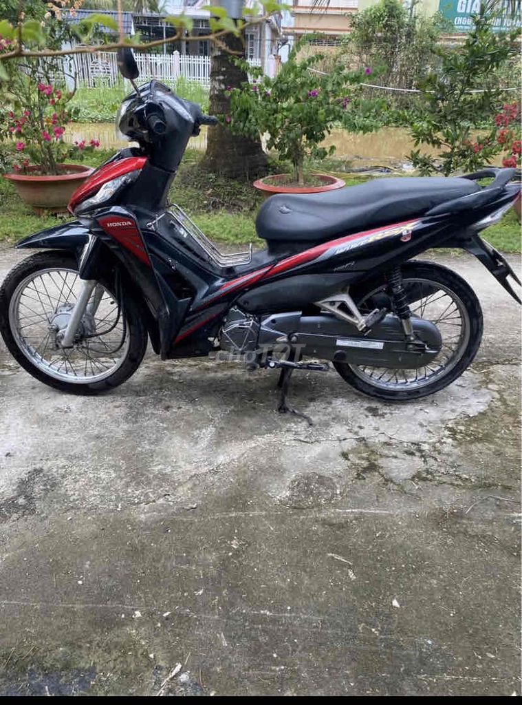 Wave rsx fi tiết kiệm nhiên liệu máy êm nồi bốc. Mua bán Xe máy tại Quận Bình Thuỷ Cần Thơ được đăng bởi Thành Đạt hình 2