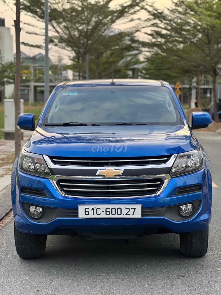 Chevrolet Colorado 2018 số tự động rẻ như số sàn