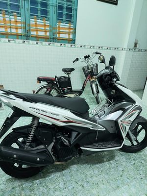 Ab 125 (2014) BSTP VIP- 76222 gặp người hữu duyên. Mua bán Xe máy tại Quận Bình Thạnh Tp Hồ Chí Minh được đăng bởi Anh Lê