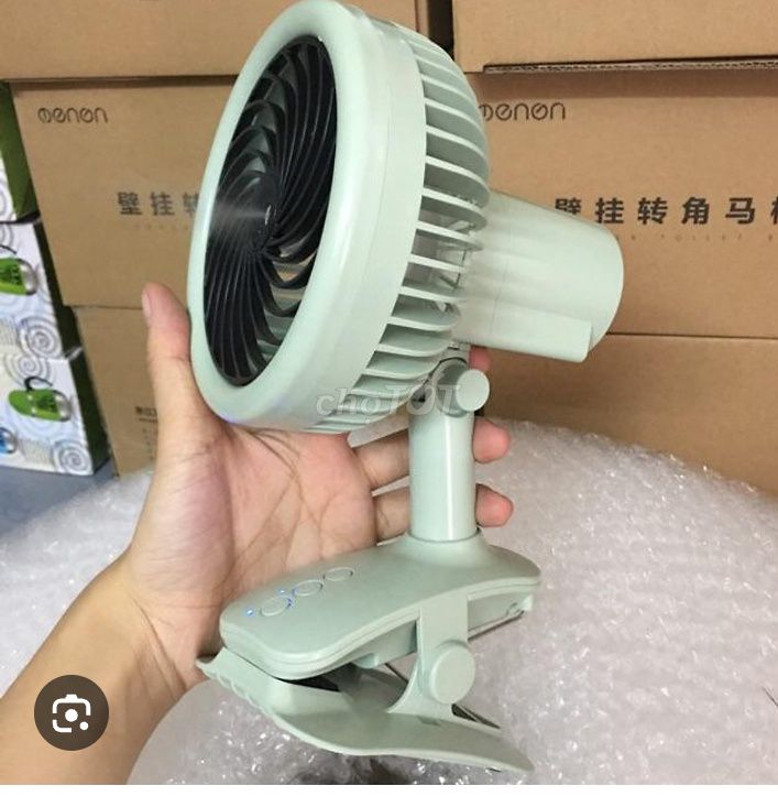 Quạt sạc kẹp bàn Xanh nhạt. Mua bán Quạt tại Quận Hoàng Mai Hà Nội được đăng bởi chi hình 1