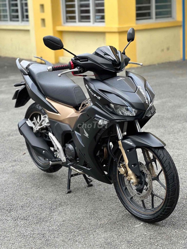 HONDA WINNER X V3 ABS CHÍNH CHỦ. Mua bán Xe máy tại Thành phố Thủ Đức Tp Hồ Chí Minh được đăng bởi Xe Máy Nguyễn Phụng hình 1
