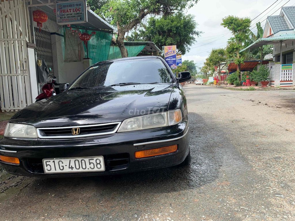 Honda Accord 1994 2.0 MT - 10000 km. Mua bán Ô tô tại Huyện Tam Bình Vĩnh Long được đăng bởi Vi tính Phát Lộc hình 2