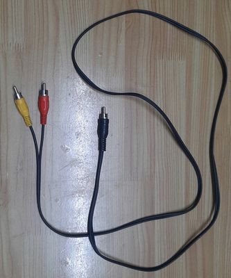Cáp AV(1 Đầu Hoa Sen (RCA) Ra 2 Đầu Hoa Sen (RCA)). Mua bán Phụ kiện (Màn hình, Chuột...) tại Quận Tân Bình Tp Hồ Chí Minh được đăng bởi Bách Hóa Philip