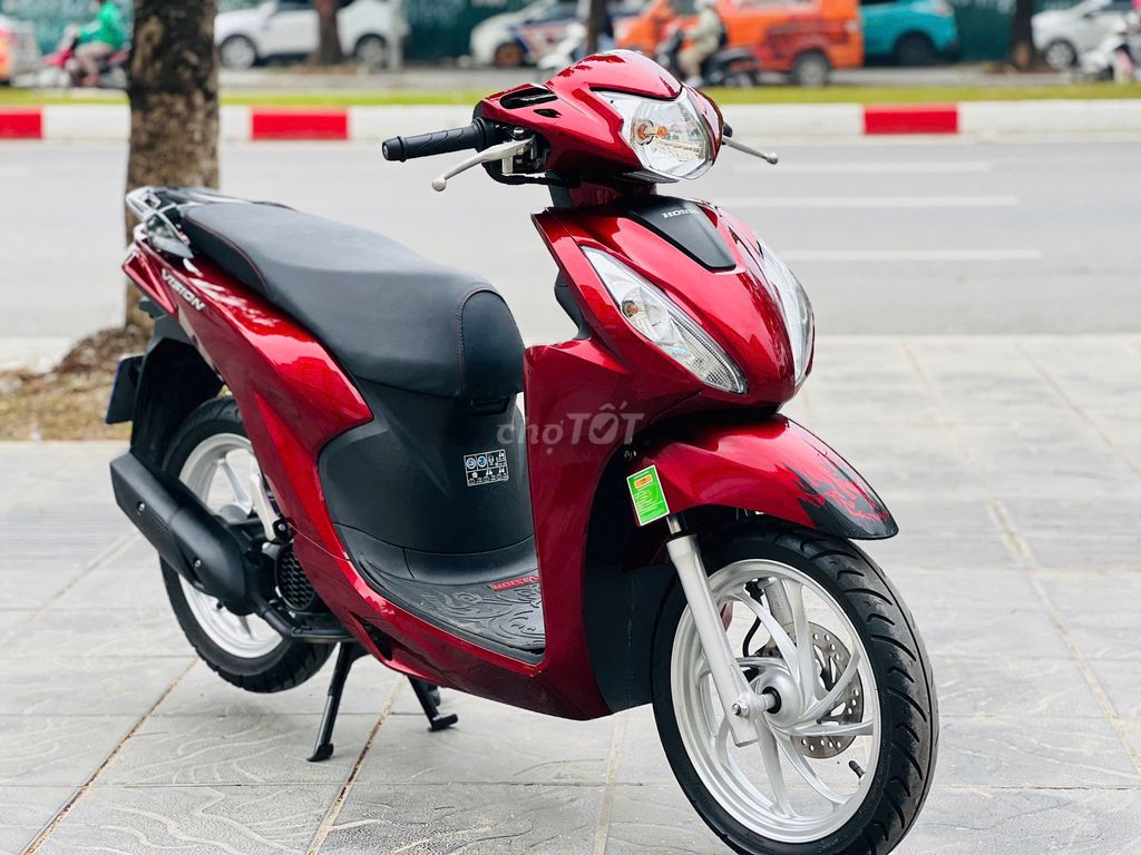 Honda Vision 110 2024 Red Main красивая автовладелица..