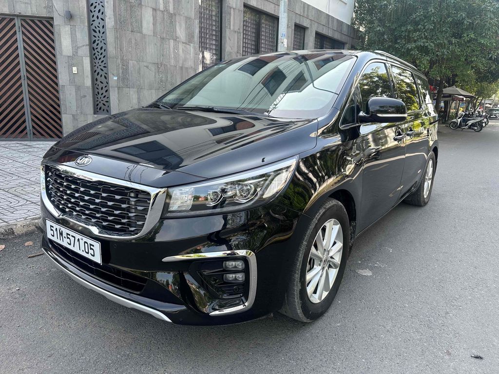 Kia Sedona Platinum D Chính chủ. Mua bán Ô tô tại Quận 12 Tp Hồ Chí Minh được đăng bởi Diễm Phúc hình 2