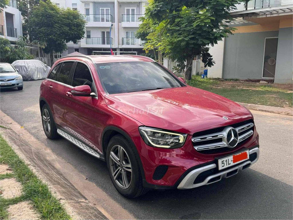 Mercedes Benz GLC 2020 200 - 70000 km. Mua bán Ô tô tại Thành phố Thủ Đức Tp Hồ Chí Minh được đăng bởi Thành Nhân hình 4