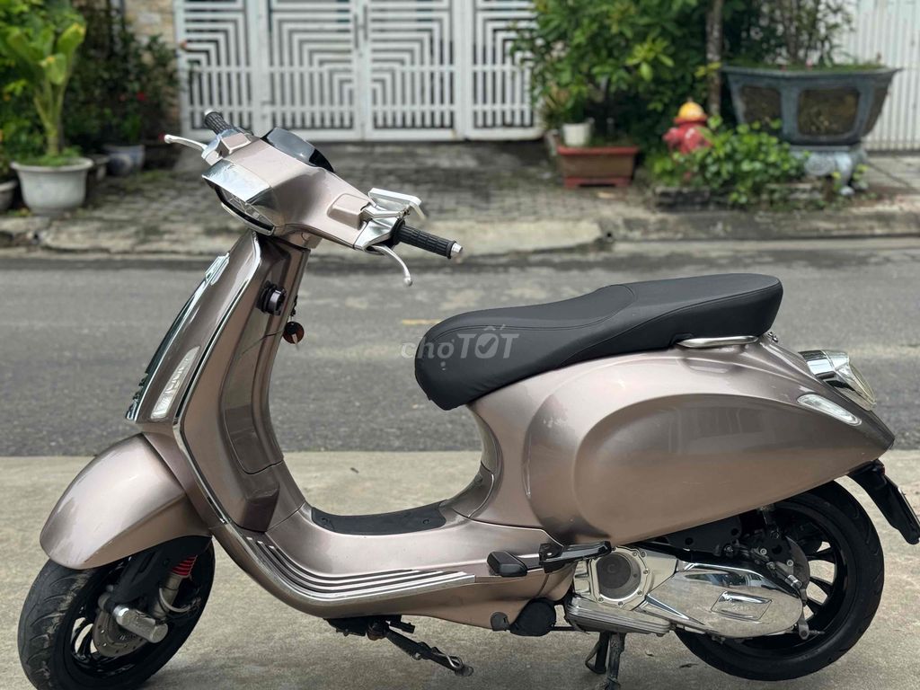 Vépa đk 2022 lên đồ chơi 10 mấy triệu 9 chủ zin. Mua bán Xe máy tại Quận Thanh Khê Đà Nẵng được đăng bởi A Dũng hình 1