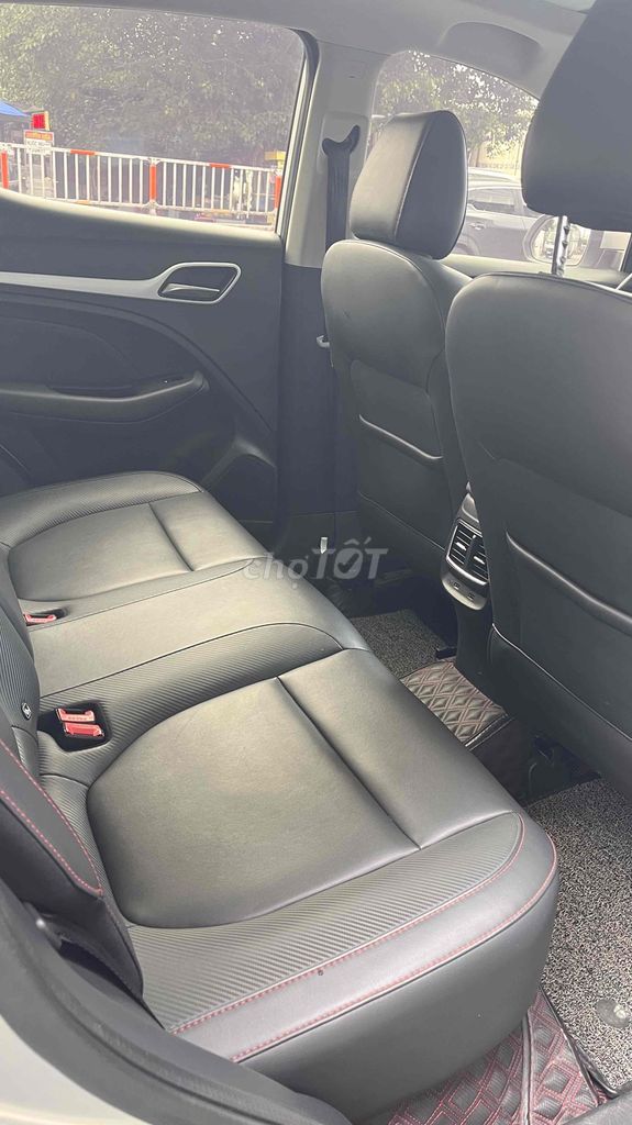 MG MGZS 2022 Luxury 1.5 AT 2WD - 47000 km. Mua bán Ô tô tại Thành phố Thủ Đức Tp Hồ Chí Minh được đăng bởi Khoa Nguyen Mua Bán Suzuki Miền Nam hình 6