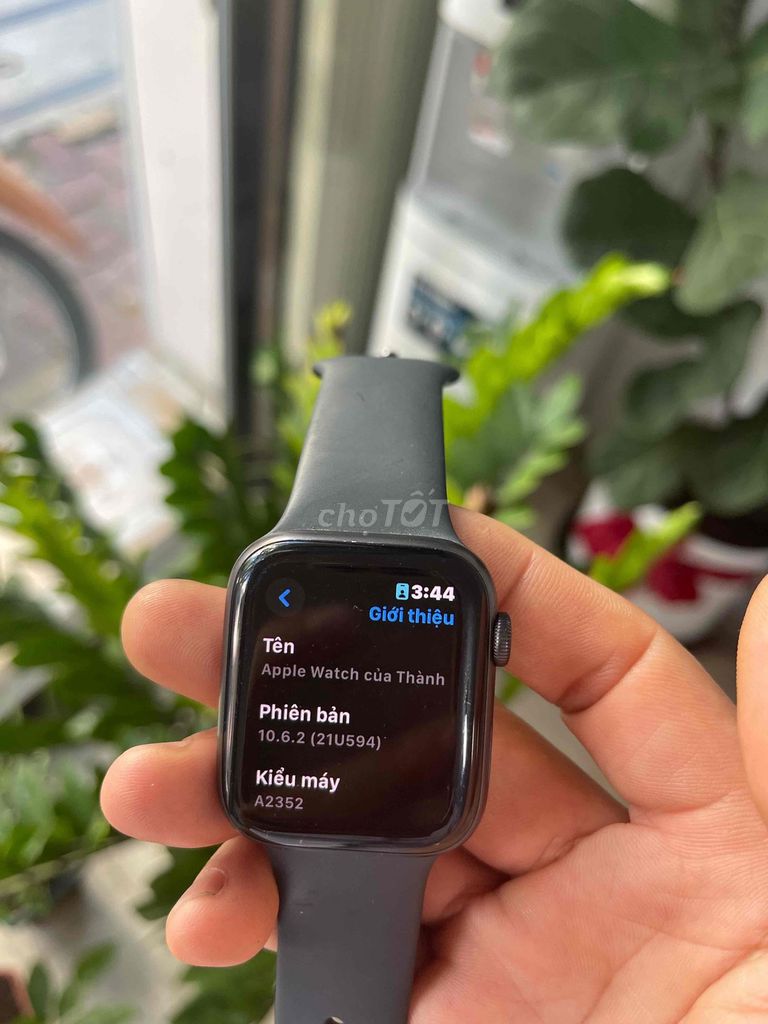 Bán Apple Watch SE 2022 44MM Đen. Mua bán Thiết bị đeo thông minh tại Thành phố Vũng Tàu Bà Rịa - Vũng Tàu được đăng bởi Nguyễn Văn Thành hình 1