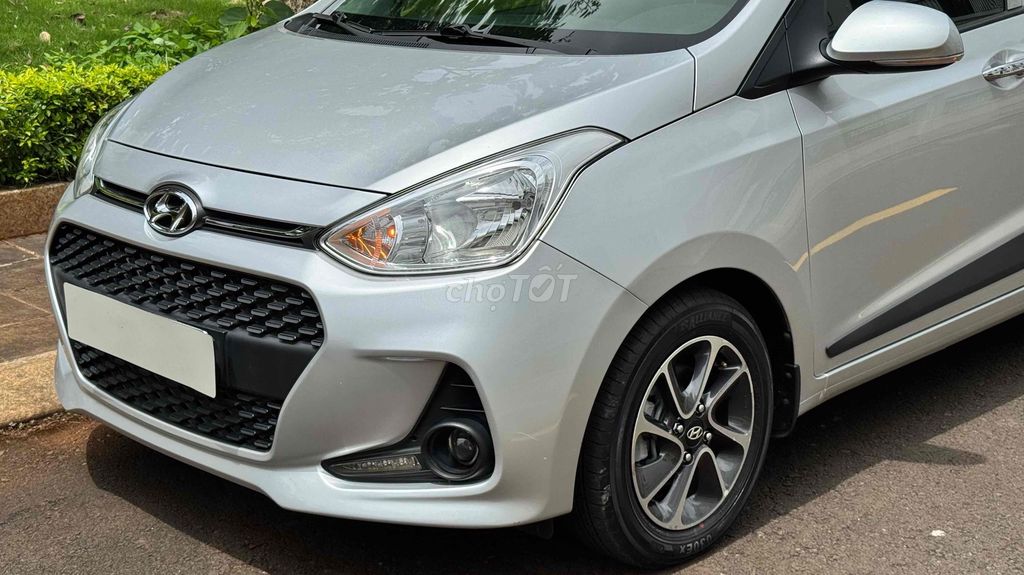 Hyundai Grand i10 2019 Grand 1.2 AT - 9400 km. Mua bán Ô tô tại Thành phố Buôn Ma Thuột Đắk Lắk được đăng bởi đạt lê hình 8