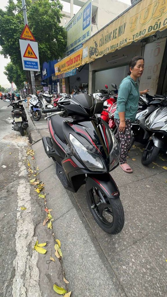 Воздушный клинок Honda 2015 черный