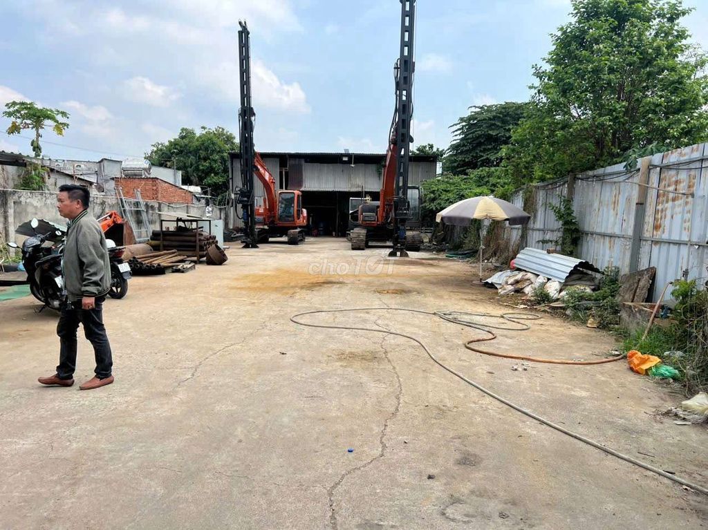 BÁN GẤP ĐẤT MT DƯƠNG CÔNG KHI. Mua bán đất tại Huyện Hóc Môn Tp Hồ Chí Minh được đăng bởi hiếu  hình 2
