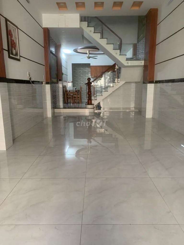 Nhà Khu Lê Văn Quới 4 tầng 52m2 HXH thông chỉ 5.7 tỷ