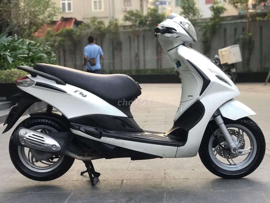 Fly fi màu trắng xe đẹp máy zin biển Hà Nội. Mua bán Xe máy tại Quận Ba Đình Hà Nội được đăng bởi Hoàng  hình 4