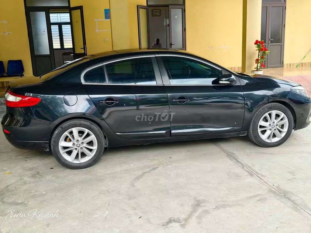 Samsung SM3 2014 1,6 л черный