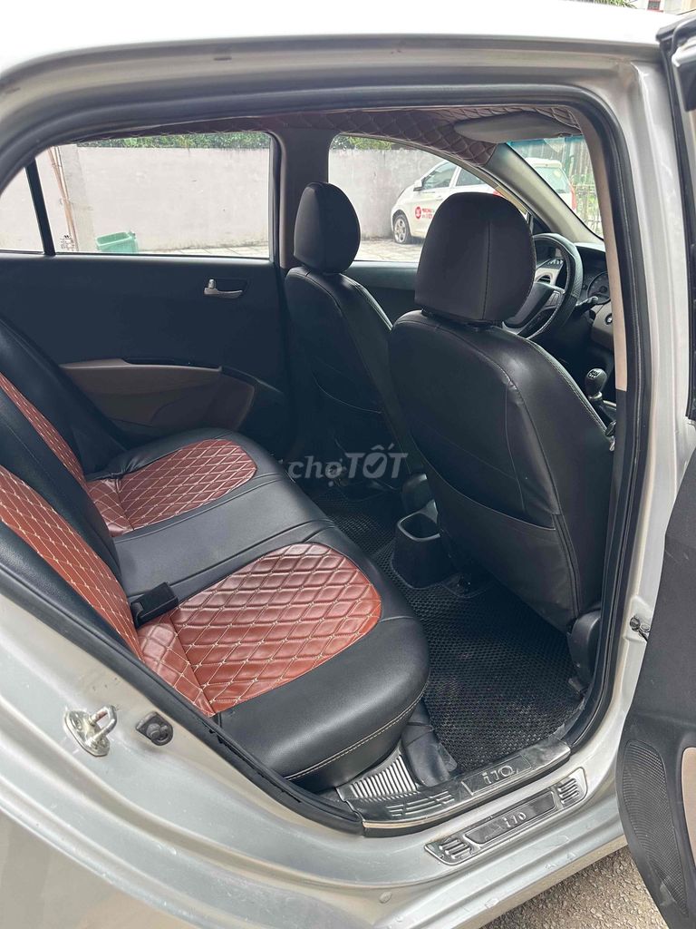 Hyundai i10 số sàn bản đủ 2015. Mua bán Ô tô tại Thành phố Thanh Hóa Thanh Hóa được đăng bởi Hoàng Tuấn hình 8