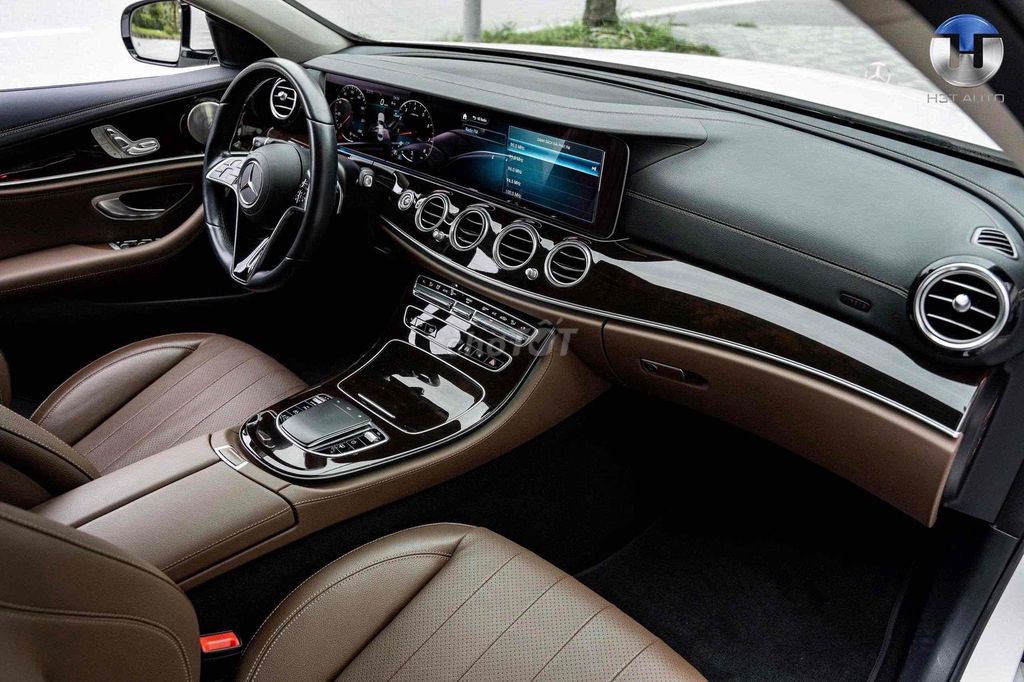 Mercedes_E200_Exclusive Model 2023 Bank 90%. Mua bán Ô tô tại Quận 7 Tp Hồ Chí Minh được đăng bởi PHÁT ĐẠT LUXURY CAR hình 10