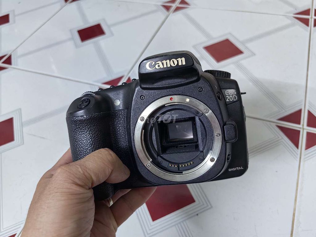 Máy ảnh Canon 10D Đen Đã sử dụng. Mua bán Máy ảnh, Máy quay tại Quận 10 Tp Hồ Chí Minh được đăng bởi Đình Sang hình 1