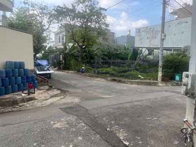 Townhouse 179.5 m² · 4 bed · Đường Phan Văn Hớn