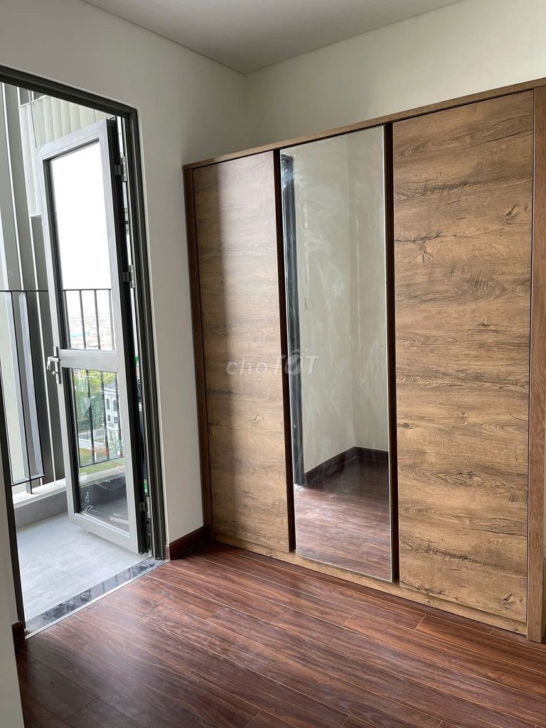 Студия Masteri Waterfront, 35 м2, полностью меблирована, 9 евро/месяц