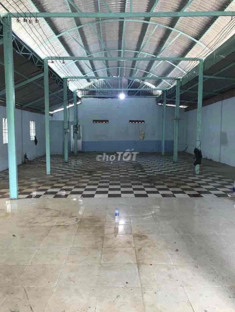 kho xưởng 200m2 Linh Xuân, đs 8, Thủ Đức