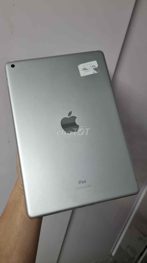 Apple iPad Gen 7 10.2 inch Bạc. Mua bán Máy tính bảng tại Quận Hải Châu Đà Nẵng được đăng bởi Lộc Roy hình 1