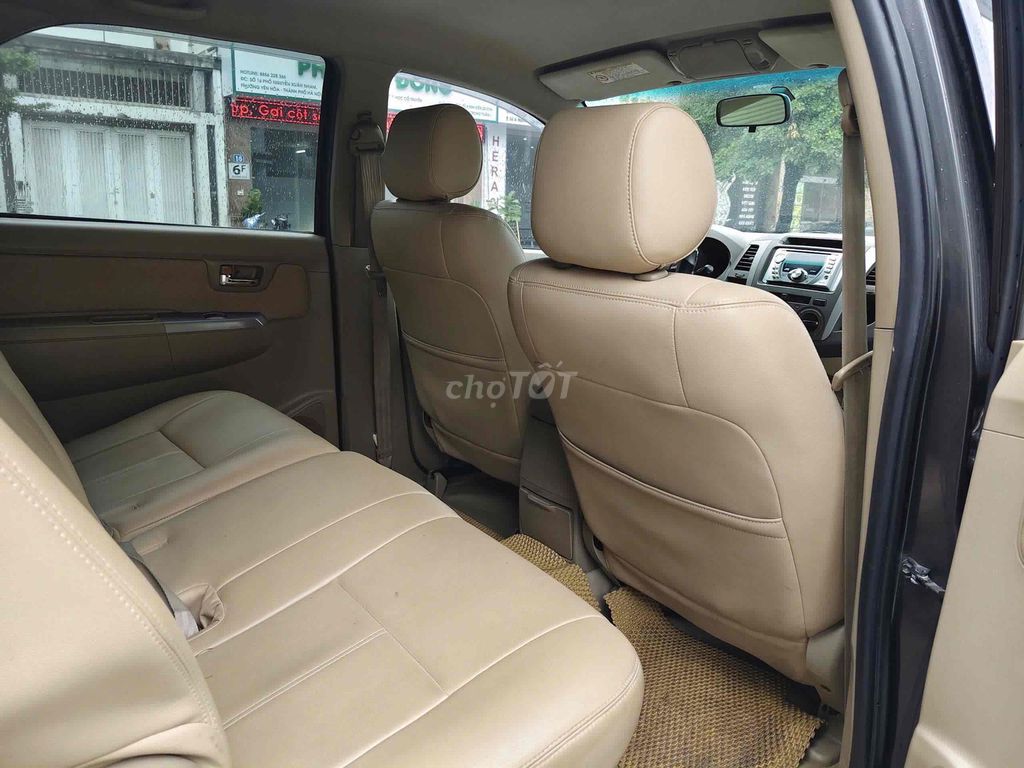 Toyota Fortuner 2.5G số sàn máy dầu 2010 siêu đẹp. Mua bán Ô tô tại Quận Cầu Giấy Hà Nội được đăng bởi Cao Quý hình 13