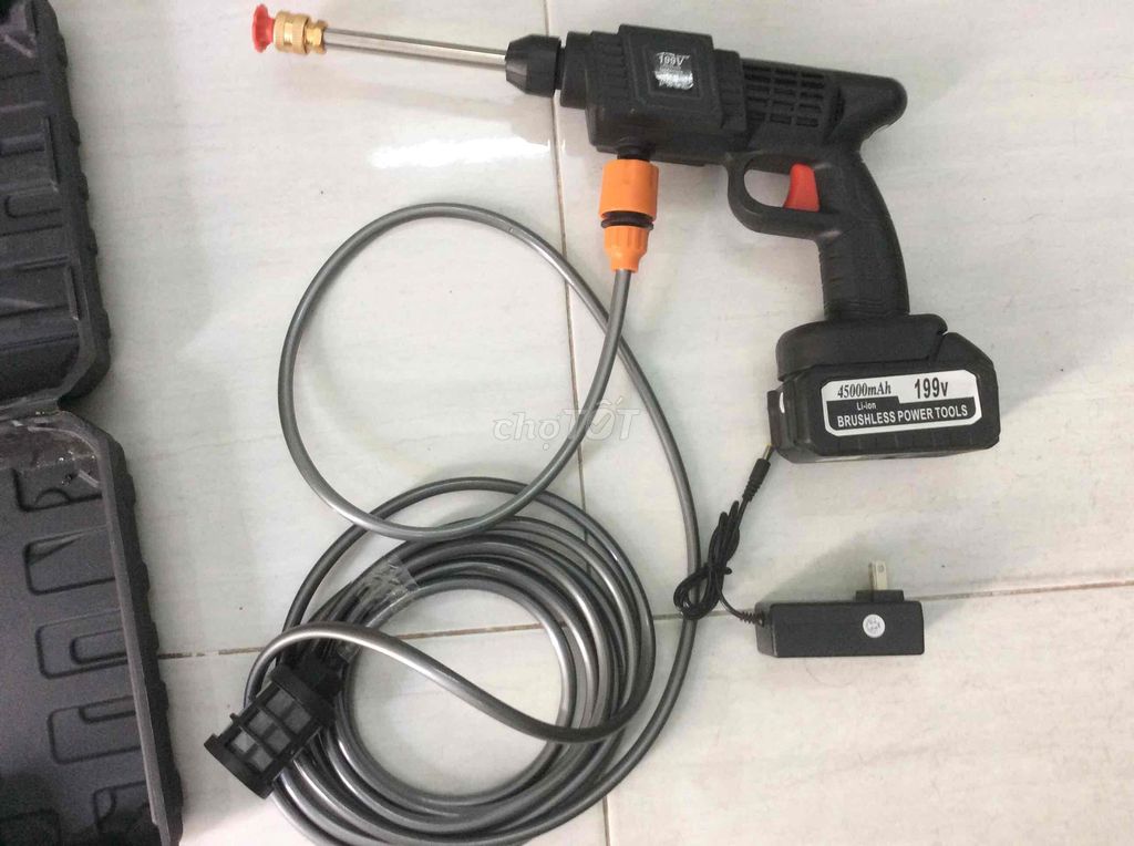 máy rửa xe phun thuốc xài pin. Mua bán Đồ chuyên dụng, Giống nuôi trồng tại Quận 10 Tp Hồ Chí Minh được đăng bởi duy minh hình 1