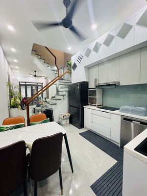 🏡 HÀNG HIẾM NHÀ XÂY MỚI 3 TẦNG Q1, 3,6X 14M. NGUYỄN VĂN CỪ 11,4 TỶ TL
