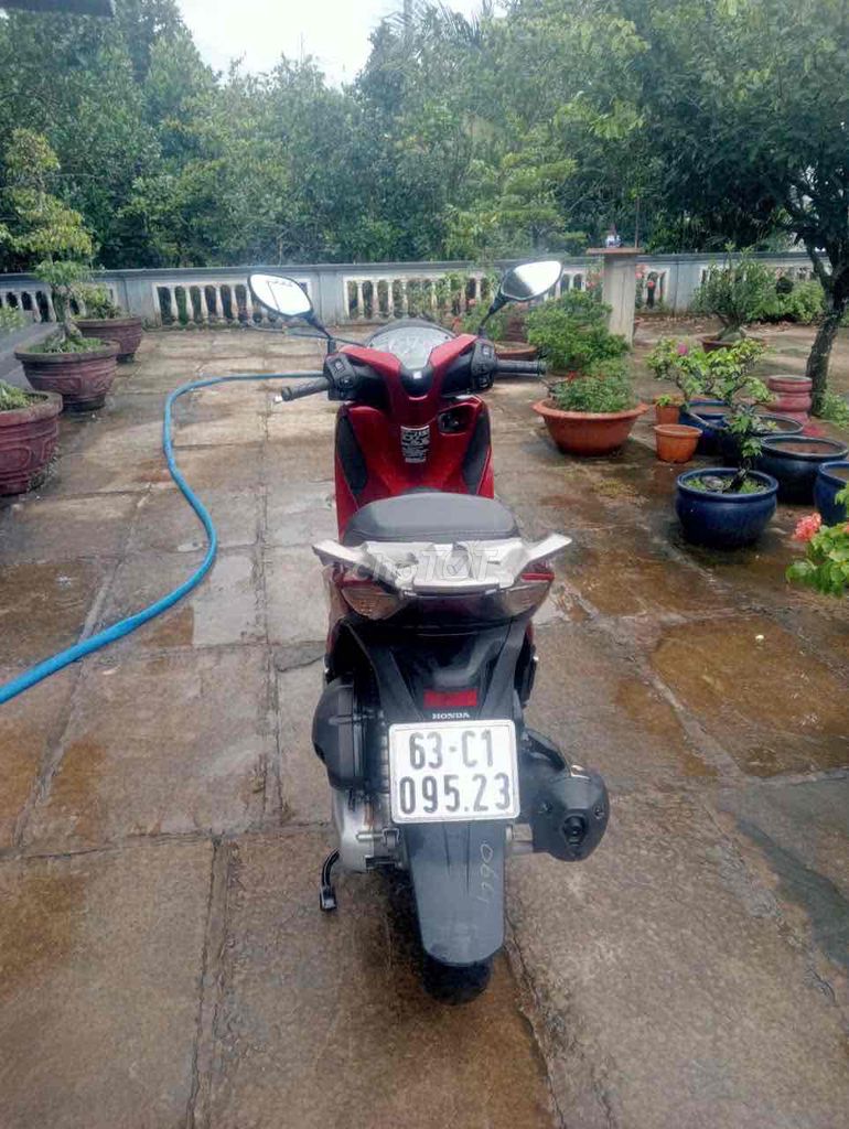 Honda SH 125i 2019 Красный 23000км