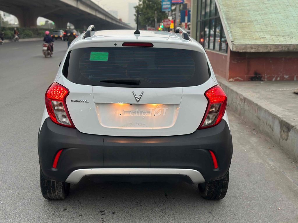 VinFast Fadil 2022 1.4 AT 68000 km. Mua bán Ô tô tại Quận Hoàng Mai Hà Nội được đăng bởi Thang Pham hình 9