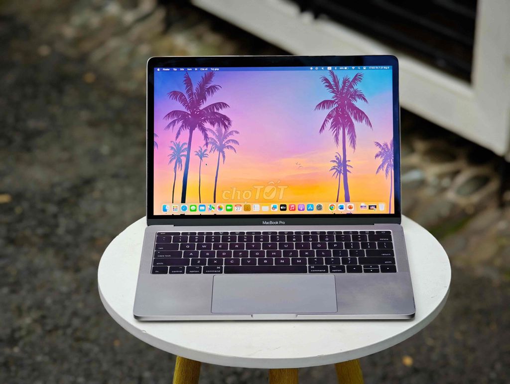 Thanh lý MacBook Pro 2017. Mua bán Laptop tại Thành phố Thủ Đức Tp Hồ Chí Minh được đăng bởi Hoàng Sơn Store Thủ Đức hình 1
