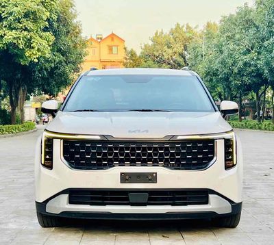 Kia Carnival 2.2D Luxury model 2025. Mua bán Ô tô tại Quận Long Biên Hà Nội được đăng bởi Trang Gala