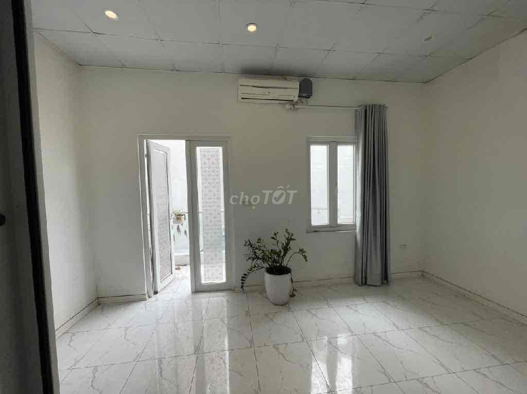 Bán nhà Khương Thượng, ngõ nông lô góc. 30m2, 3 tầng mt 5m. 7.05tỷ