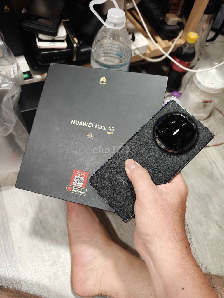 Huawei Mate X6(12/512)Quốc tế fullbox có gl. Mua bán Điện thoại tại Quận 5 Tp Hồ Chí Minh được đăng bởi Strawberry Táo hình 1