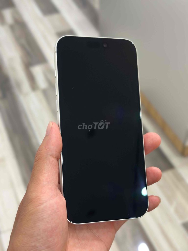 Apple iPhone 17 Pro Max Bạc Đã sử dụng. Mua bán Điện thoại tại Thành phố Buôn Ma Thuột Đắk Lắk được đăng bởi Quân minh hình 1