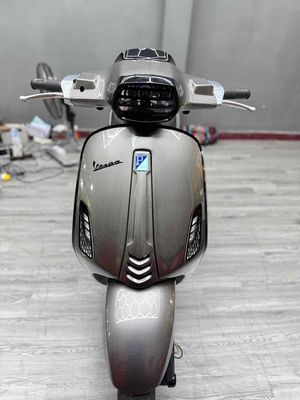 Vespa spring 218 xám titan siêu đẹp, nhìn là mê. Mua bán Xe máy tại Quận Thanh Khê Đà Nẵng được đăng bởi Hoài Vespa