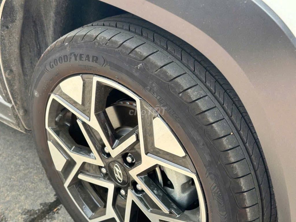 Hyundai Stargazer X Trắng 7 chỗ. Mua bán Ô tô tại Quận Bắc Từ Liêm Hà Nội được đăng bởi Thế Anh Vũ hình 7