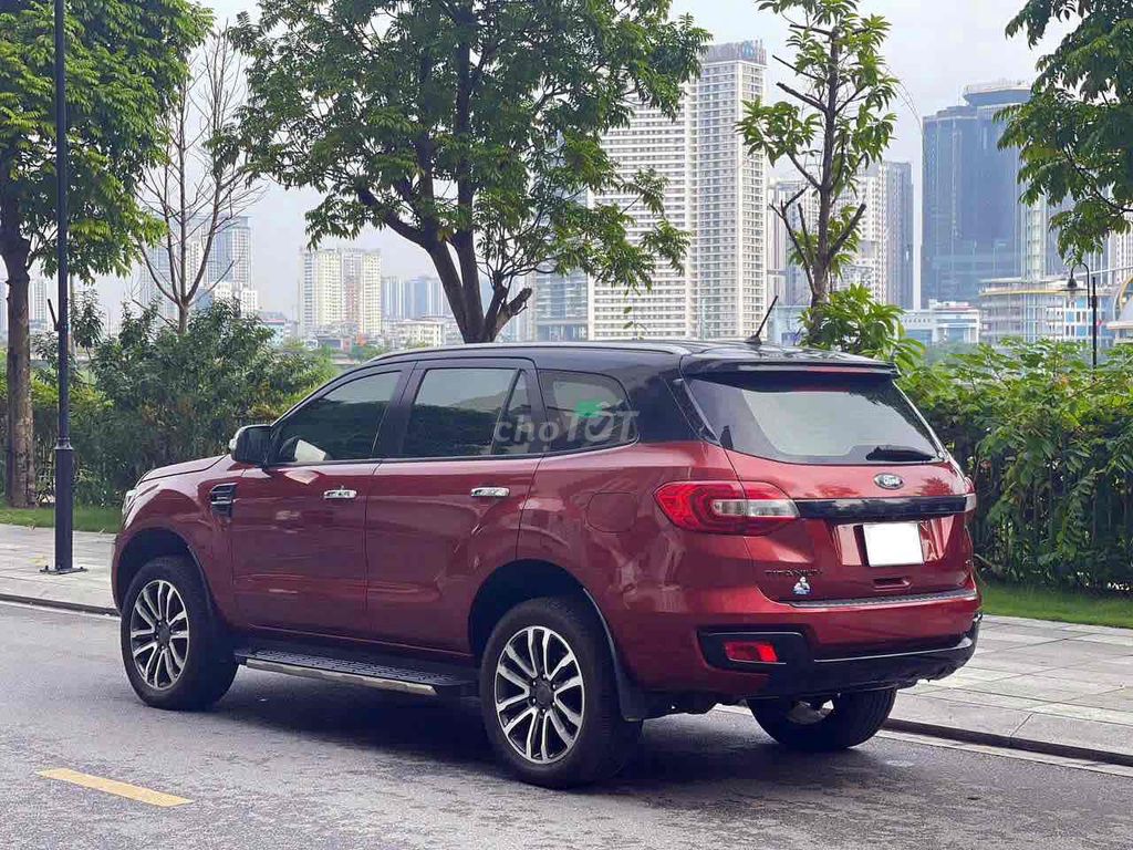 Ford Everest Titanium 2.0L 4x4 sx 2021 màu đỏ. Mua bán Ô tô tại Quận Cầu Giấy Hà Nội được đăng bởi Cao Quý hình 8
