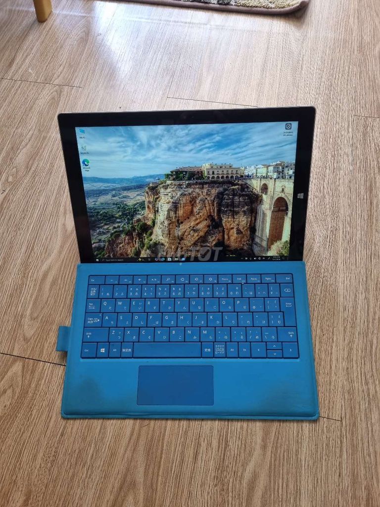 surface Pro 3 i5 4GB/128GB màn 2K cảm ứng. Mua bán Laptop tại Quận Tân Bình Tp Hồ Chí Minh được đăng bởi Trần Vinh hình 1