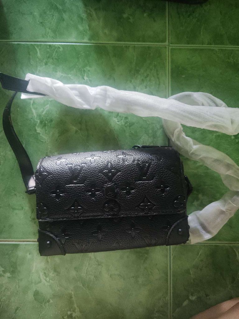 Túi xách Nữ Da Đen Mới. Mua bán Túi xách tại Thành phố Sóc Trăng Sóc Trăng được đăng bởi Dun Dun hình 1