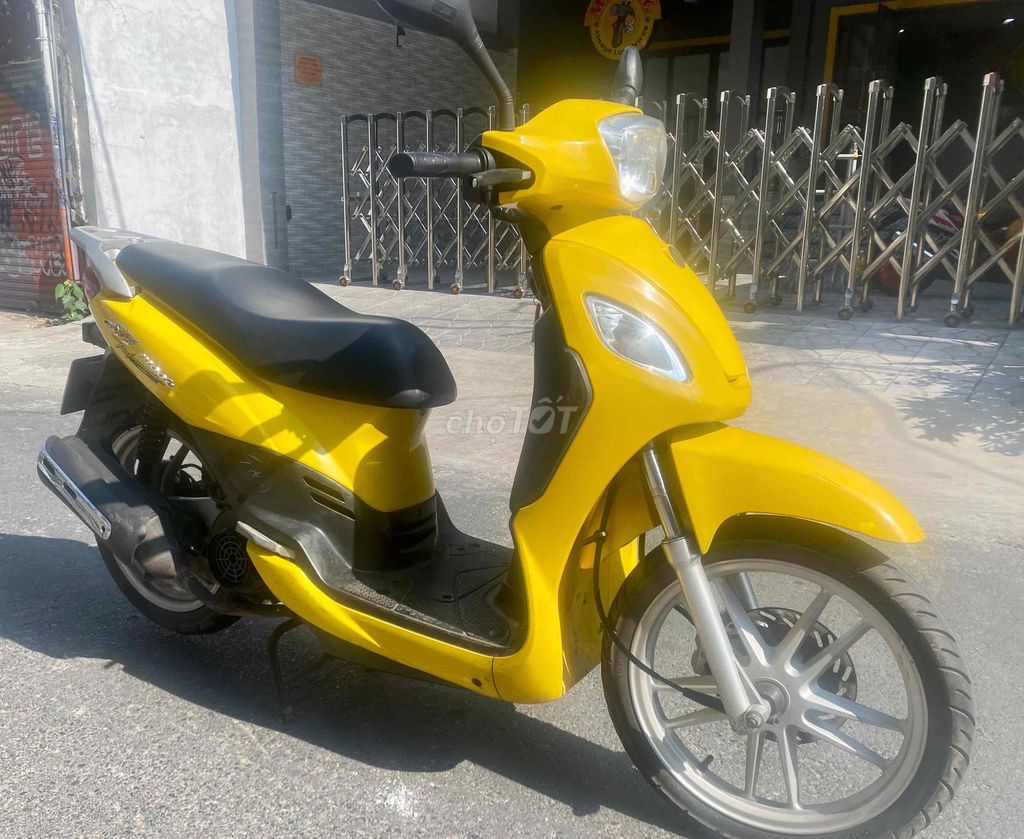SYMPHONY 125cc 2 đĩa. Mua bán Xe máy tại Quận 1 Tp Hồ Chí Minh được đăng bởi Thu hình 3
