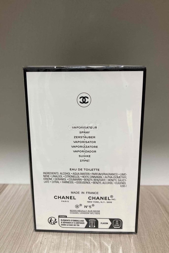 Nước hoa Chanel No5 nước màu trắng