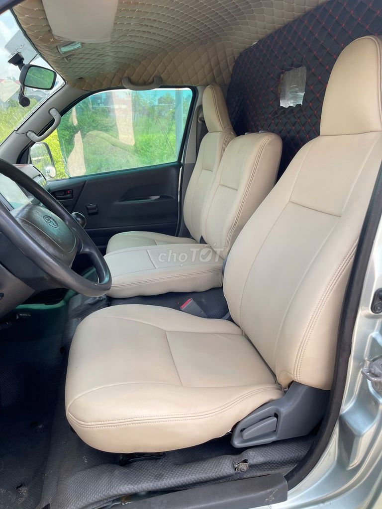 Toyota Hiace 2010 tải van 3 chỗ - 10000 km. Mua bán Ô tô tại Huyện Đông Anh Hà Nội được đăng bởi siêu thị ô tô Nhật Bắc hình 8