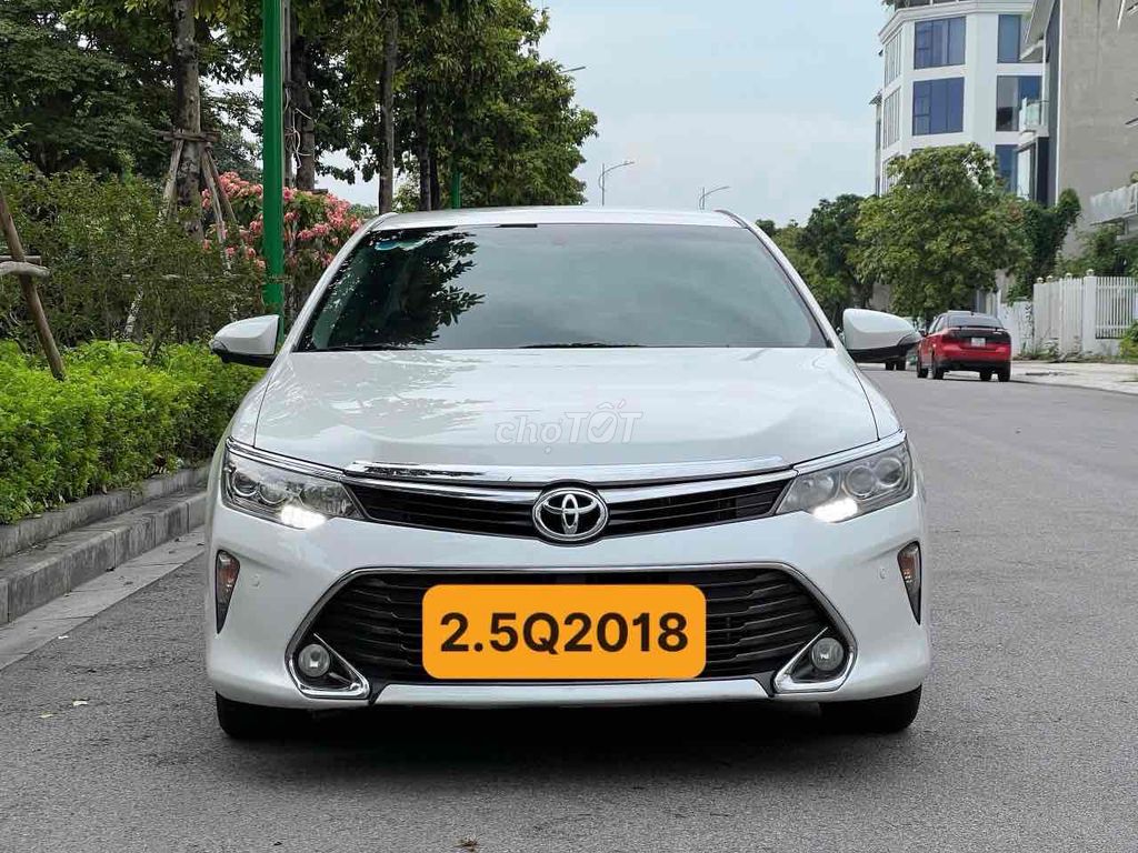 Toyota Camry 2018 2.5Q - 68000 km. Mua bán Ô tô tại Quận Long Biên Hà Nội được đăng bởi Le hao hình 1