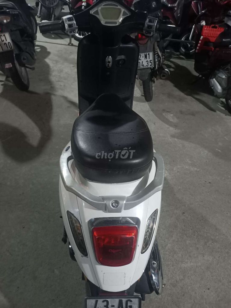 Nioshiwa 50cc 2023 Trắng đen. Mua bán Xe máy tại Quận Cẩm Lệ Đà Nẵng được đăng bởi La Thang hình 4