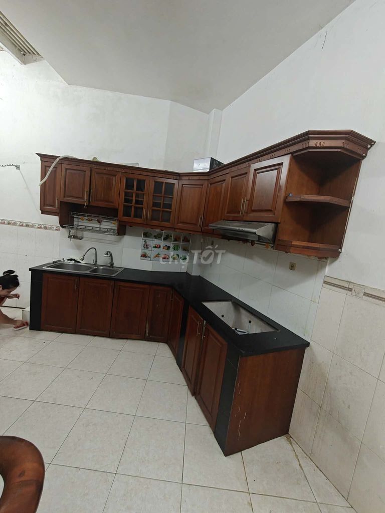 Дом на ул. Nguyen Oanh, р-н 17, Go Vap – 75м², 2 спальни, 2 санузла