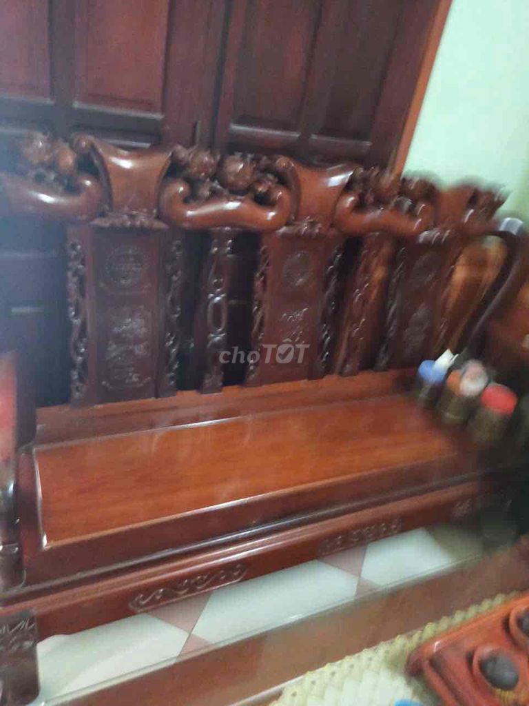 bán hộ ông bác để chuyển nhà. Mua bán Bàn ghế tại Huyện Đông Anh Hà Nội được đăng bởi Đạo hình 1